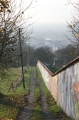 Le long du cimetière de l'Ouest